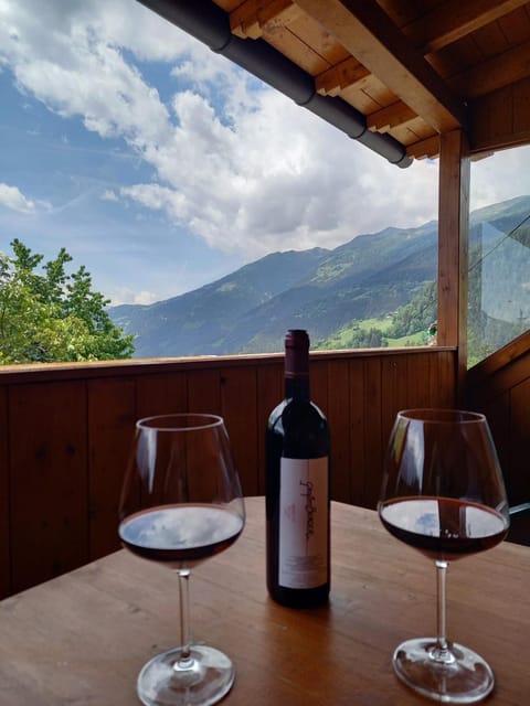 Balcony/Terrace, Mountain view