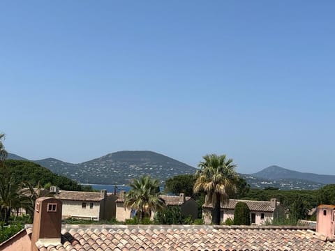 L’atypique : 2 chambres // Piscine // parking Apartment in Gassin