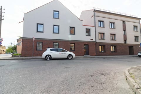 Property building, Facade/entrance