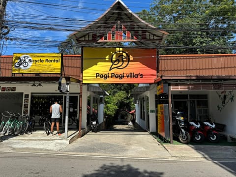 Property building, Day, Street view