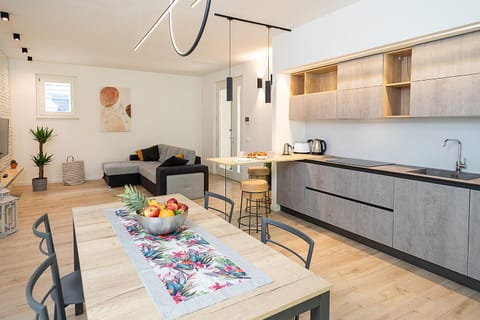 Living room, Seating area, Dining area