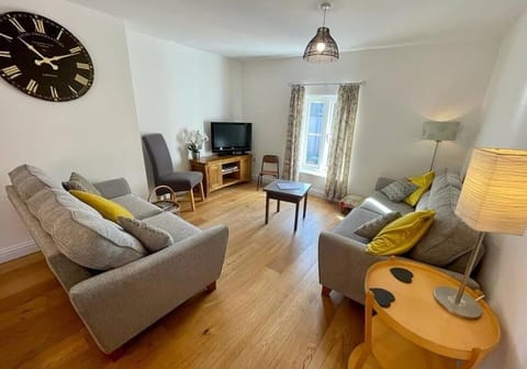 The Knots-Spacious 3 bedroom apartment in Bridport Apartment in Bridport