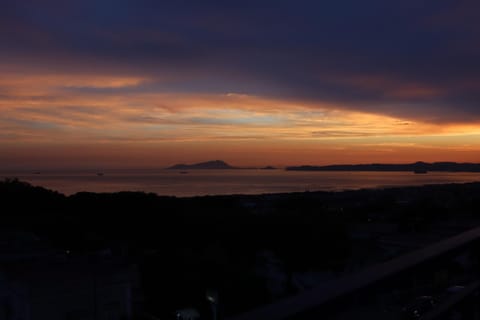 Natural landscape, Solarium, Balcony/Terrace, Living room, Sea view, Sunrise, Sunset