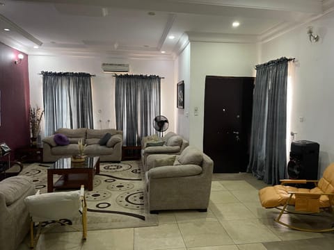 Sparkle's Place Condo in Lagos