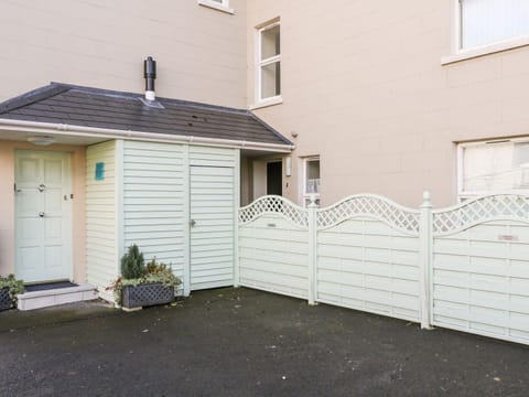 Sea Breeze Apartment in Ballycastle