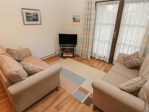 2 Chandlers Yard Apartment in Burry Port