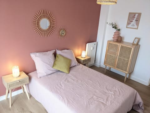 Cosy Iris 3CH - Stationnement gratuit - Lumineux Apartment in Pau