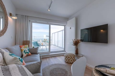 Huswell - Stunning apartment with sea-view on top location Apartment in Knokke-Heist