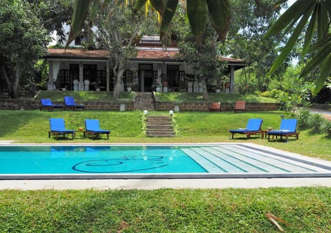 Villa Lyvie ayurvedic hotel Bed and Breakfast in Tangalle