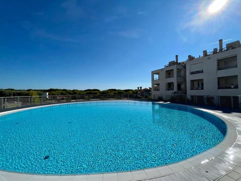 Property building, Pool view, Swimming pool