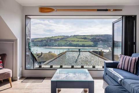 2 Church Hill House Apartment in Salcombe