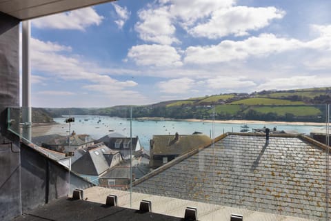 2 Church Hill House Apartment in Salcombe