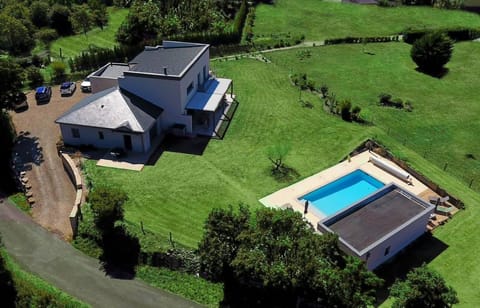 Le Gîte City Haut de gamme, Jardin, Piscine Moradia in Espalion