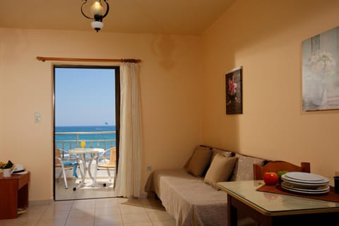 Balcony/Terrace, Living room, Sea view