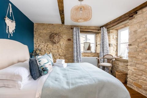 Windsor Cottage - Bolthole in the heart of CN! Maison in Chipping Norton