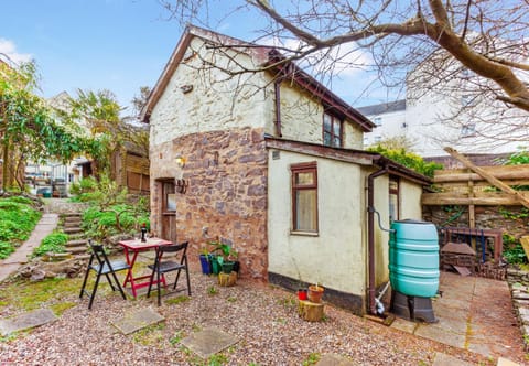 Garden Cottage, Wiveliscombe House in Taunton Deane