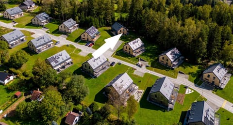 Property building, Day, Neighbourhood, Natural landscape, Bird's eye view, City view