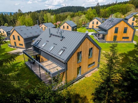 Property building, Facade/entrance, Spring, Day, Natural landscape, Bird's eye view, Garden, Garden view