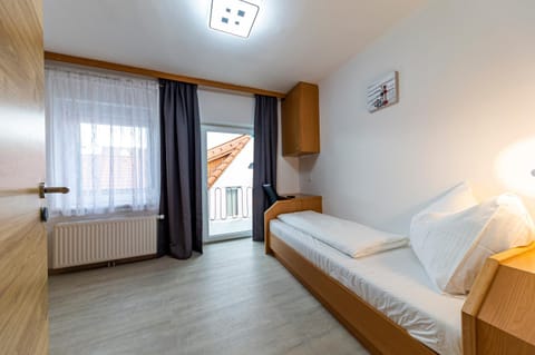 Zeltweg-Rooms Bed and Breakfast in Spielberg