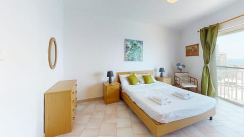 6th floor seafront apartment with open sea views Condominio in Sliema