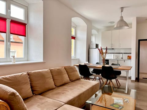 Photo of the whole room, Seating area, kitchen