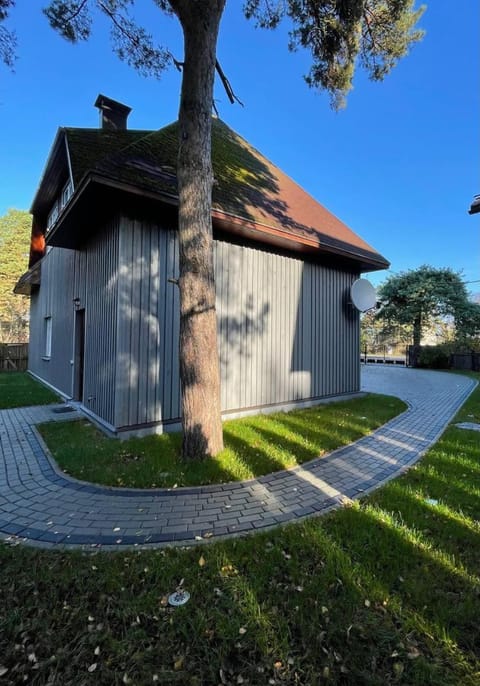 Property building, Garden view, Street view