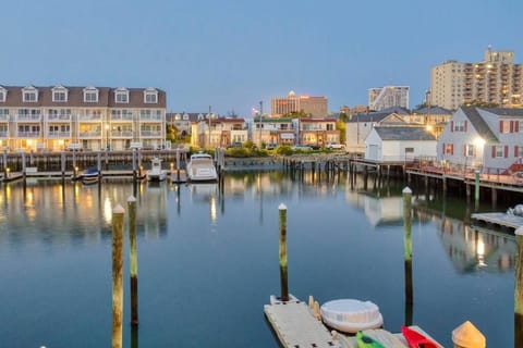 PERFECT 5 STAR - Chelsea Harbor House house in Ventnor City