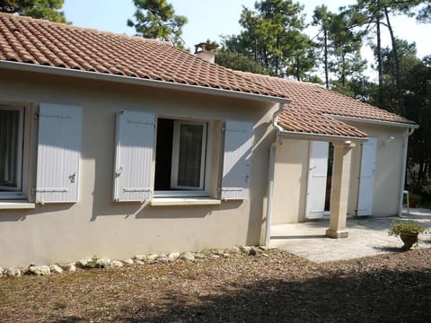 Maison avec grand jardin clos, 6 couchages, proche forêt domaniale - Saint-Georges-d'Oléron - FR-1-246A-131 House in Saint-Georges-d'Oléron