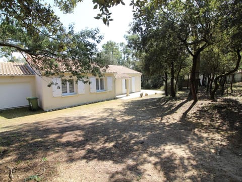 Maison avec grand jardin clos, 6 couchages, proche forêt domaniale - Saint-Georges-d'Oléron - FR-1-246A-131 House in Saint-Georges-d'Oléron