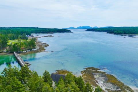 Island House House in Lamoine