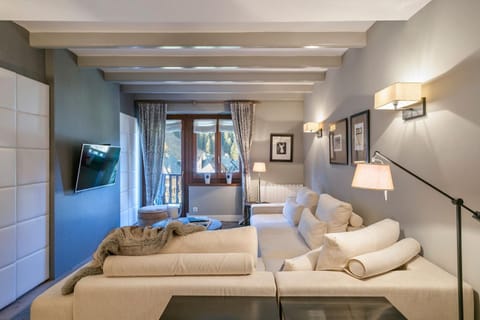 Luderna - Apartamento con terraza Bonaigua D8 Bordius Condo in Baqueira