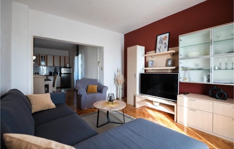 3 Bedroom Awesome Apartment In Prkos Apartment in Zadar County