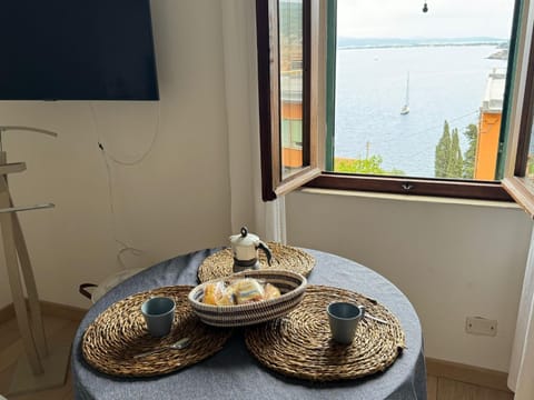 Appartamento con vista mare a Porto Santo Stefano Apartment in Porto Santo Stefano