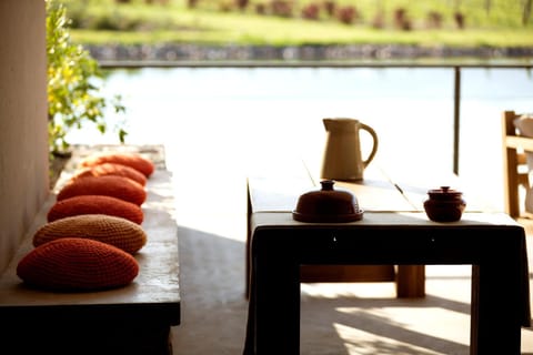 Balcony/Terrace, Lake view, Mountain view