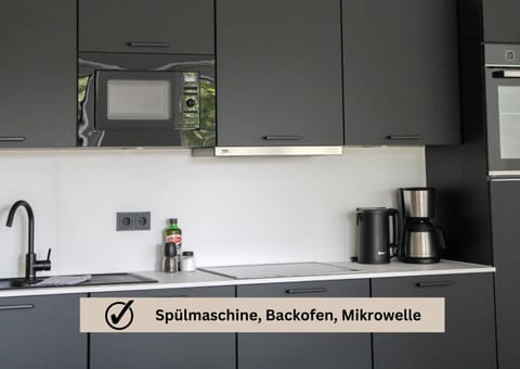 Modern Apartment - für Freunde & Familien, stadtnah, Parkplatz, E-Ladestation, Gitterbox für Fahrräder, Fitnessstudio, digitale Gästemappe mit Restaurant- und Unternehmenstipps Apartment in Koblenz