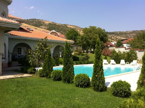 Facade/entrance, Swimming pool, Swimming pool