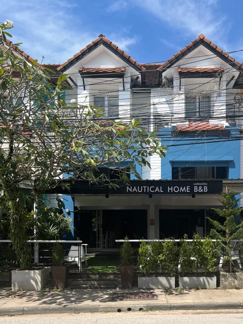 Nautical Home B&B Khaolak Chambre d’hôte in Khuekkhak