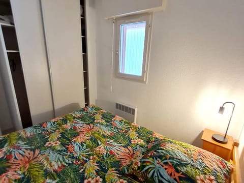 T3 climatisé avec piscine, Wi-Fi et parking – À 200 m des plages et commerces - FR-1-316-291 Apartment in Six-Fours-les-Plages