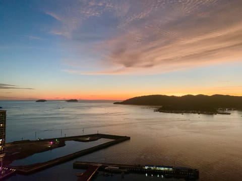 Sunset Seaview Vacation Condos @ Jesselton Quay Eigentumswohnung in Kota Kinabalu