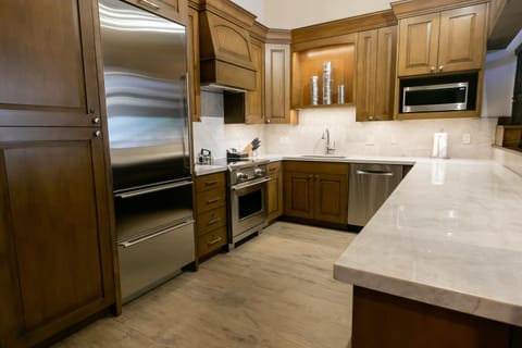 Sultan Two Bedroom Loft Suite with Majestic Mountain Views condo Appartement-Hotel in Deer Valley