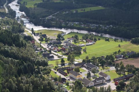 Day, Bird's eye view