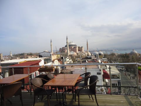 Lapis Inn Hotel & Spa ( Ex. Ambassador Hotel) Hôtel in Istanbul