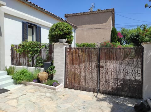 Maison avec jardin à 5 minutes à pied des plages House in La Ciotat