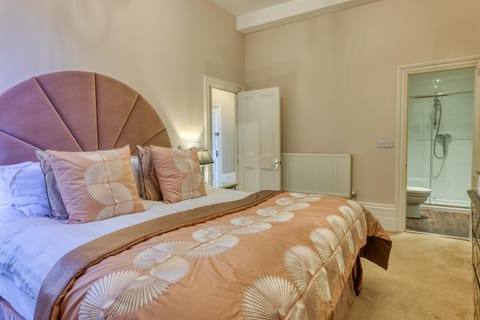 The Regency - Sea views and a modern art deco style interior Apartment in Ramsgate