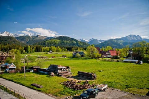 Nearby landmark, Neighbourhood, Natural landscape, Mountain view