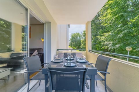 Balcony/Terrace, Dining area