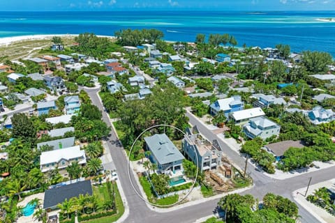 Aloha Fern - 702 Fern House in Anna Maria Island