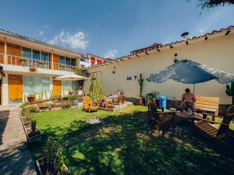 Day, People, Garden, Garden view, group of guests, sunbed