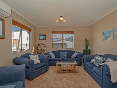 Wonderful Whangamata - Whangamata Holiday Home House in Whangamatā