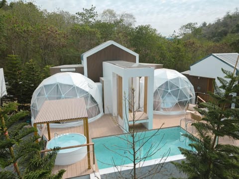 The X10 Nordic Tent and Glamping Pool Villa Khaoyai เขาใหญ่ - SHA Certified Hotel in Laos